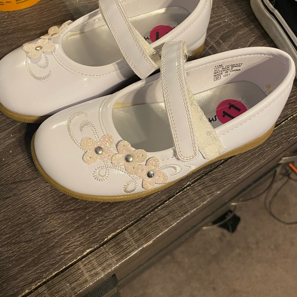 Toddler dress shoes white patent leather size 11 toddler